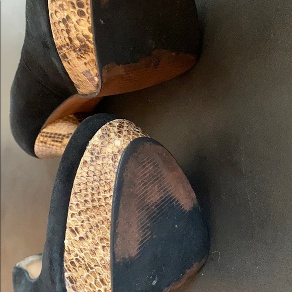 High heels - Picture 3 of 3